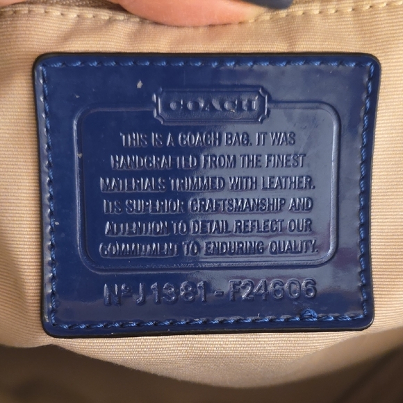 Coach Peyton Signature Cora Domed Satchel - Picture 7 of 16